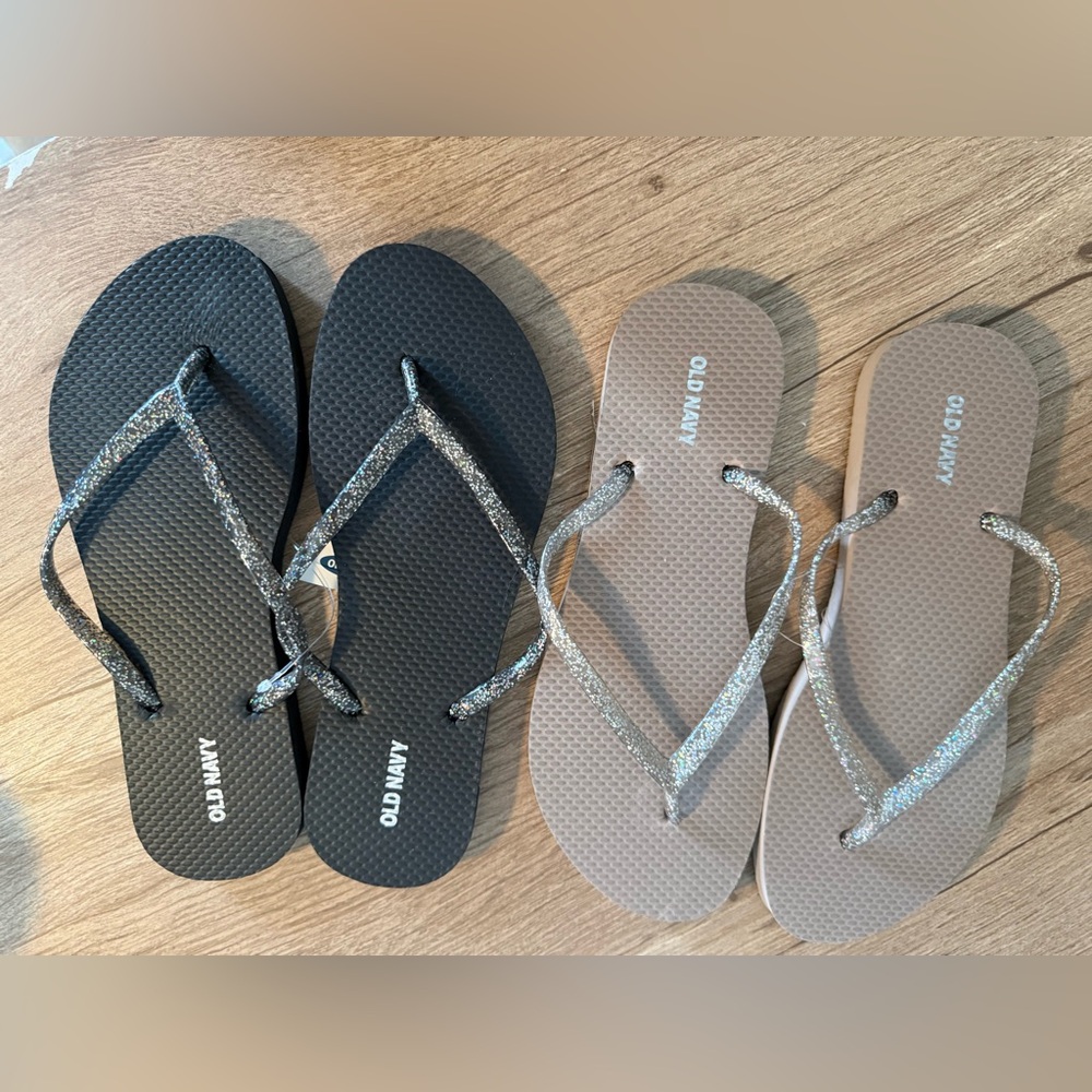 2Pair of FlipFlops, NWT